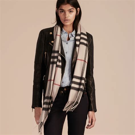 burberry schalo|burberry scarves women's.